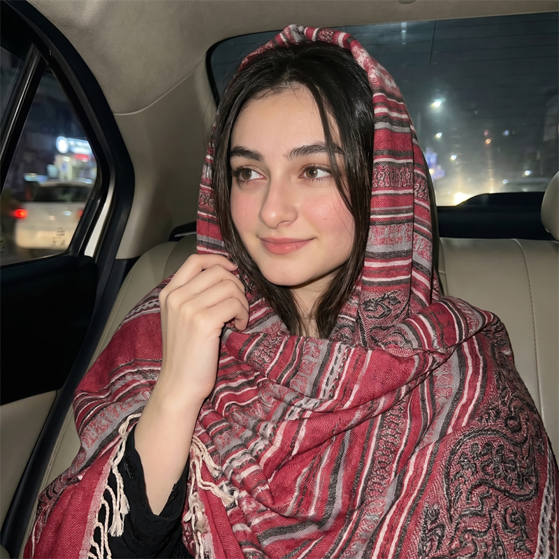 Vintage Paisley Print Hijab Fa - مراجعة Vintage Outdoor Fashion وسعره