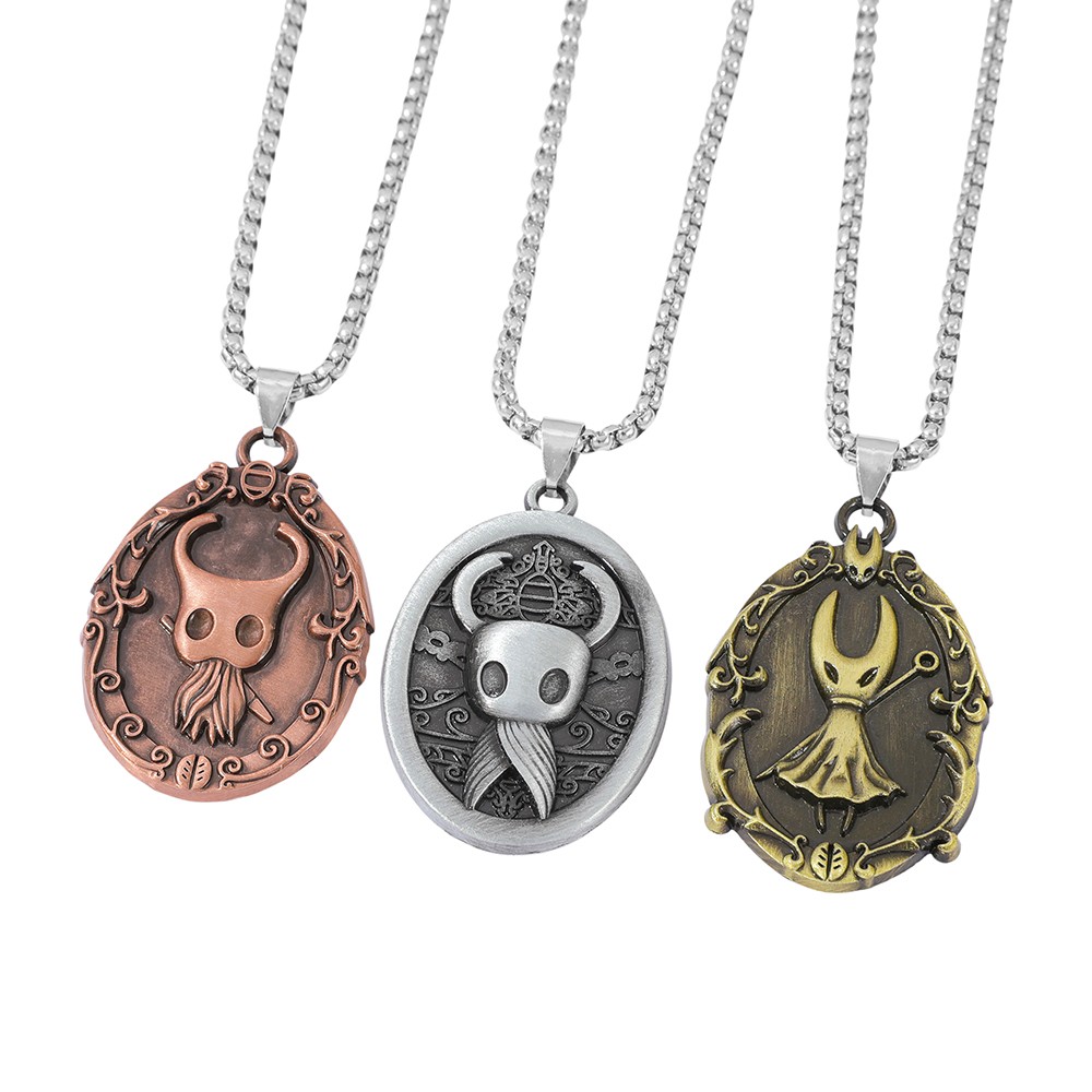 Game amulet pendant necklace,  - مراجعة Vintage Fashion Game وسعره