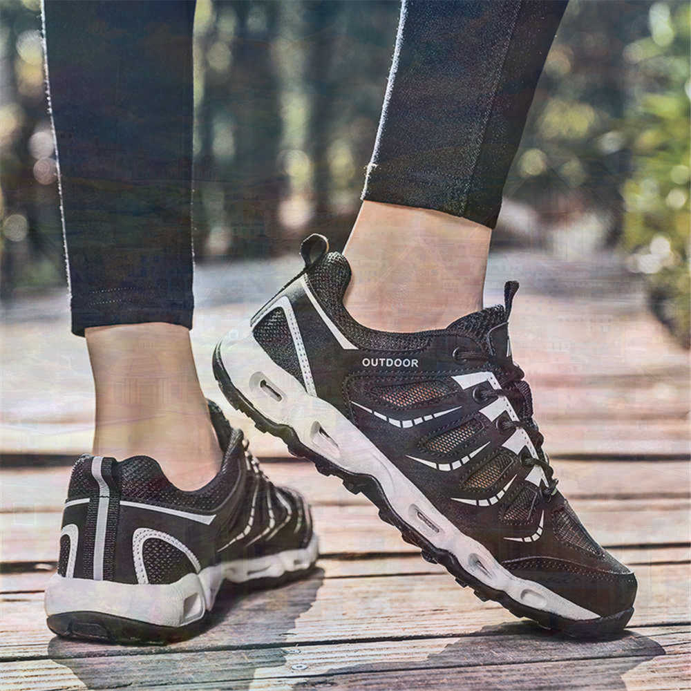 Sumer Round Tip Silver Sneaker - مراجعة Vintage Fashion Collecting And Wearing Designer Classics وسعره