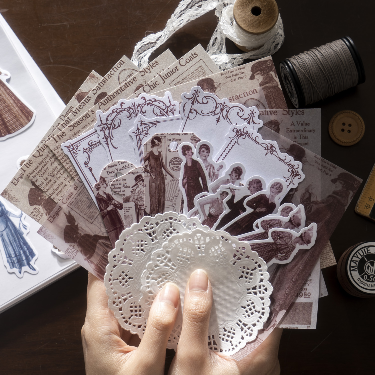 45 pcs Classical European Stic - مراجعة Vintage Fashion Collage وسعره